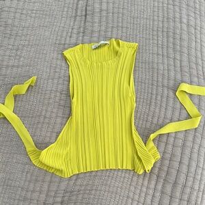 Yellow Sleeveless Knit Top - open tie back